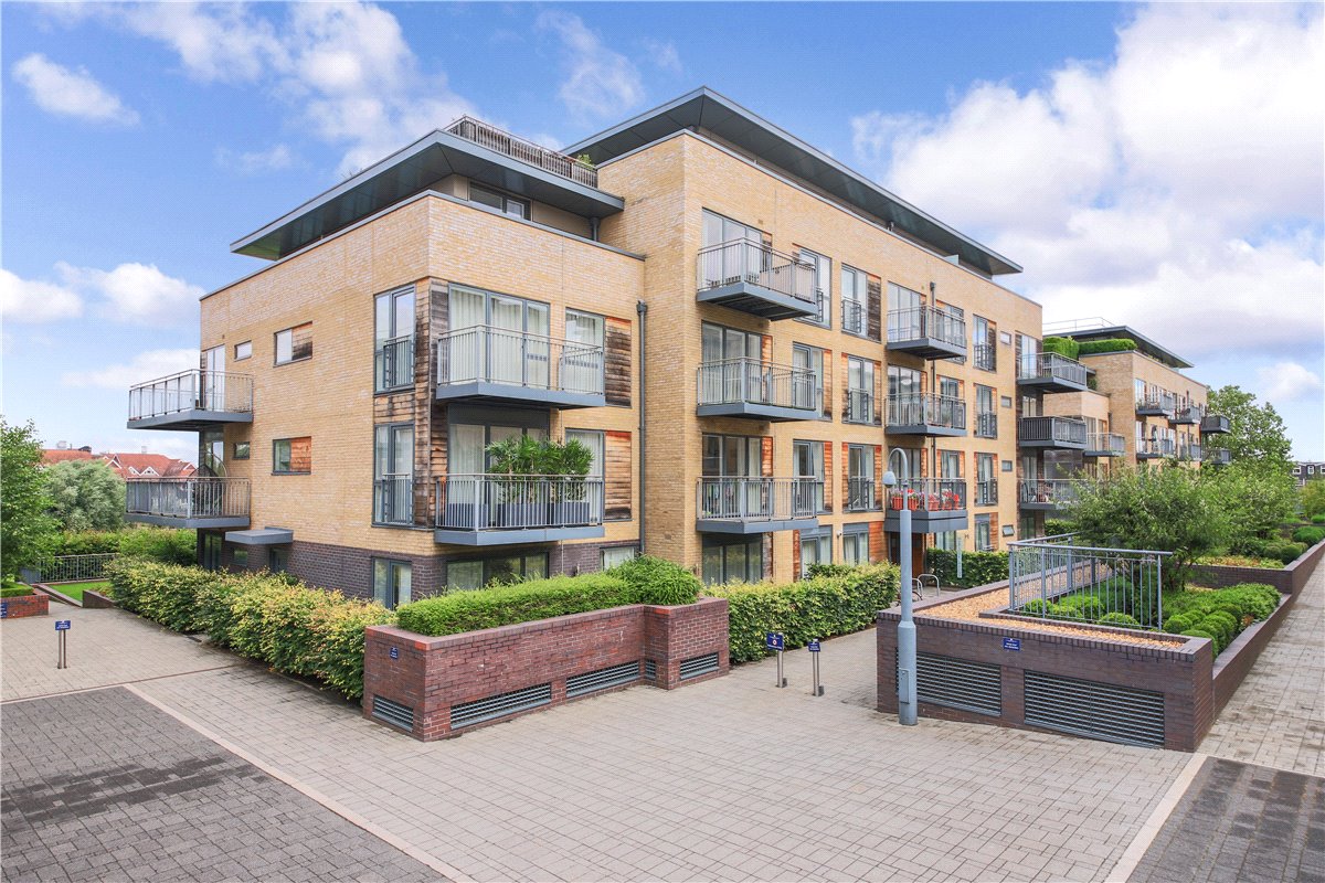 1 bedroom flat, Kingsley Walk, Cambridge CB5 - Sold