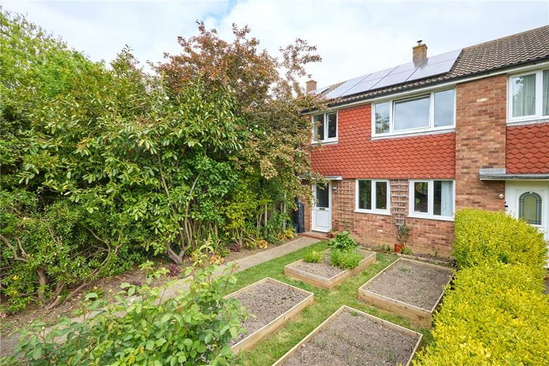 3 bedroom house, St. Thomas Close, Comberton CB23 - Available