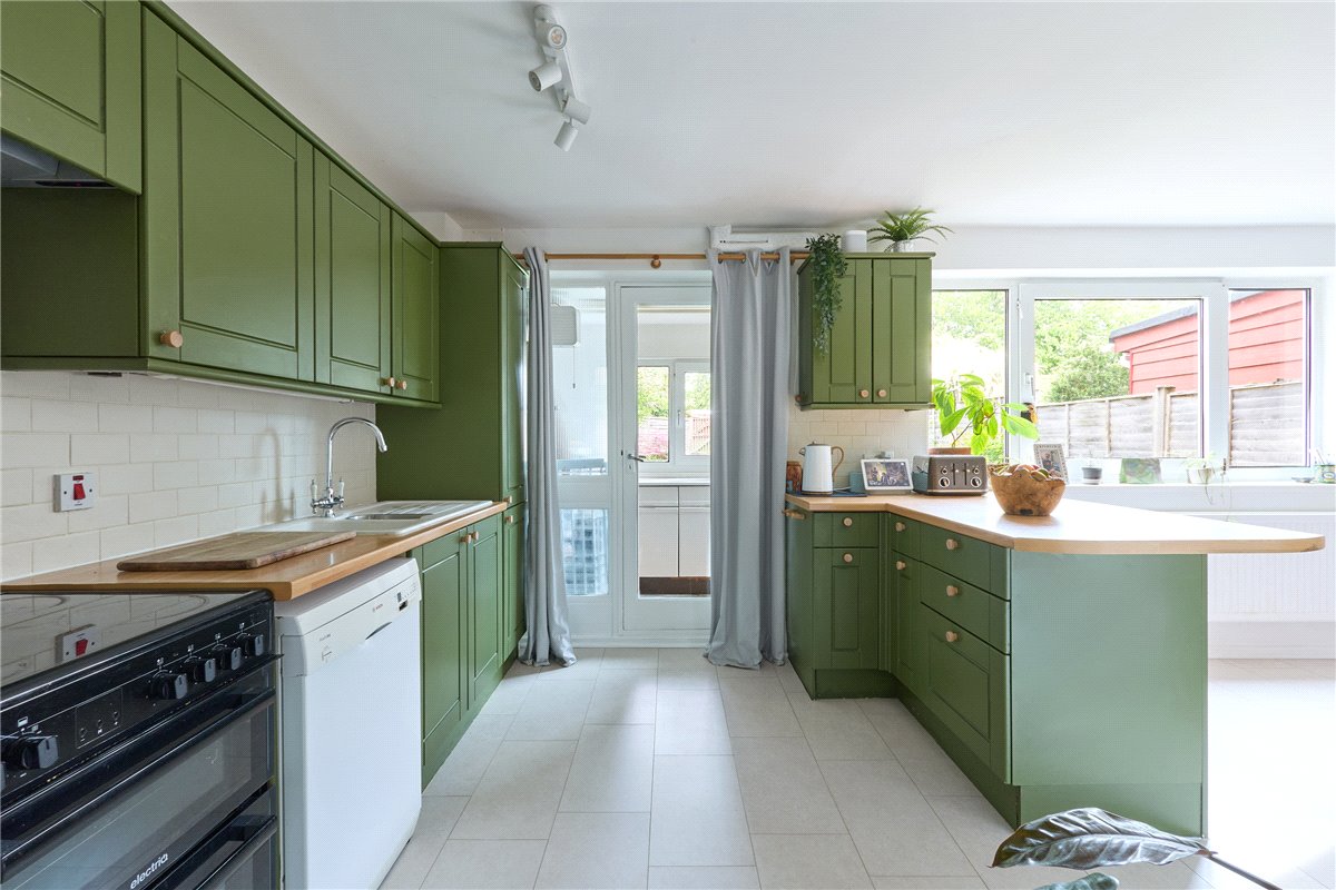 3 bedroom house, St. Thomas Close, Comberton CB23 - Sold