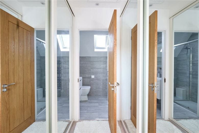 4 bedroom house, Newmarket Road, Kennett CB8 - Sold