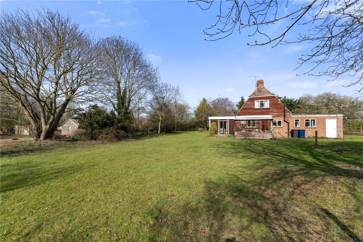 3 bedroom house, South Road, Abington CB21 - Sold STC