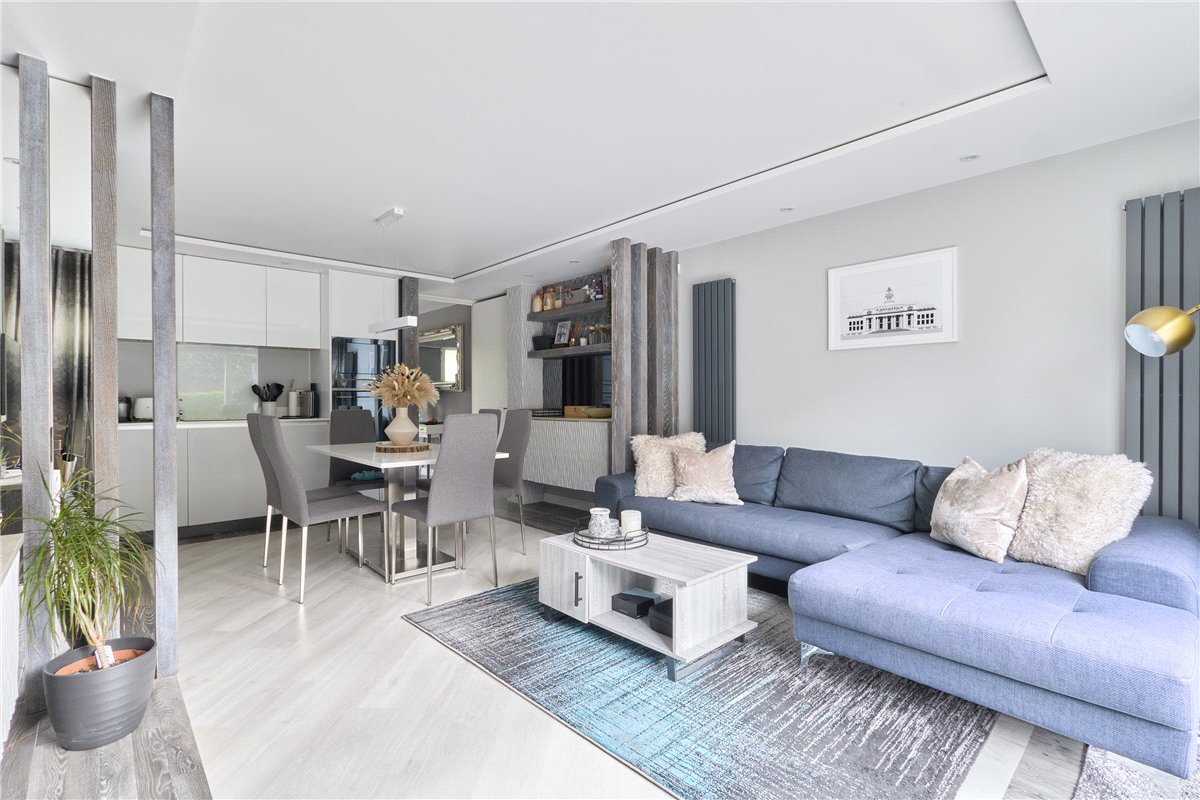 3 bedroom house, Glebe Farm Drive, Trumpington CB2 - Sold STC