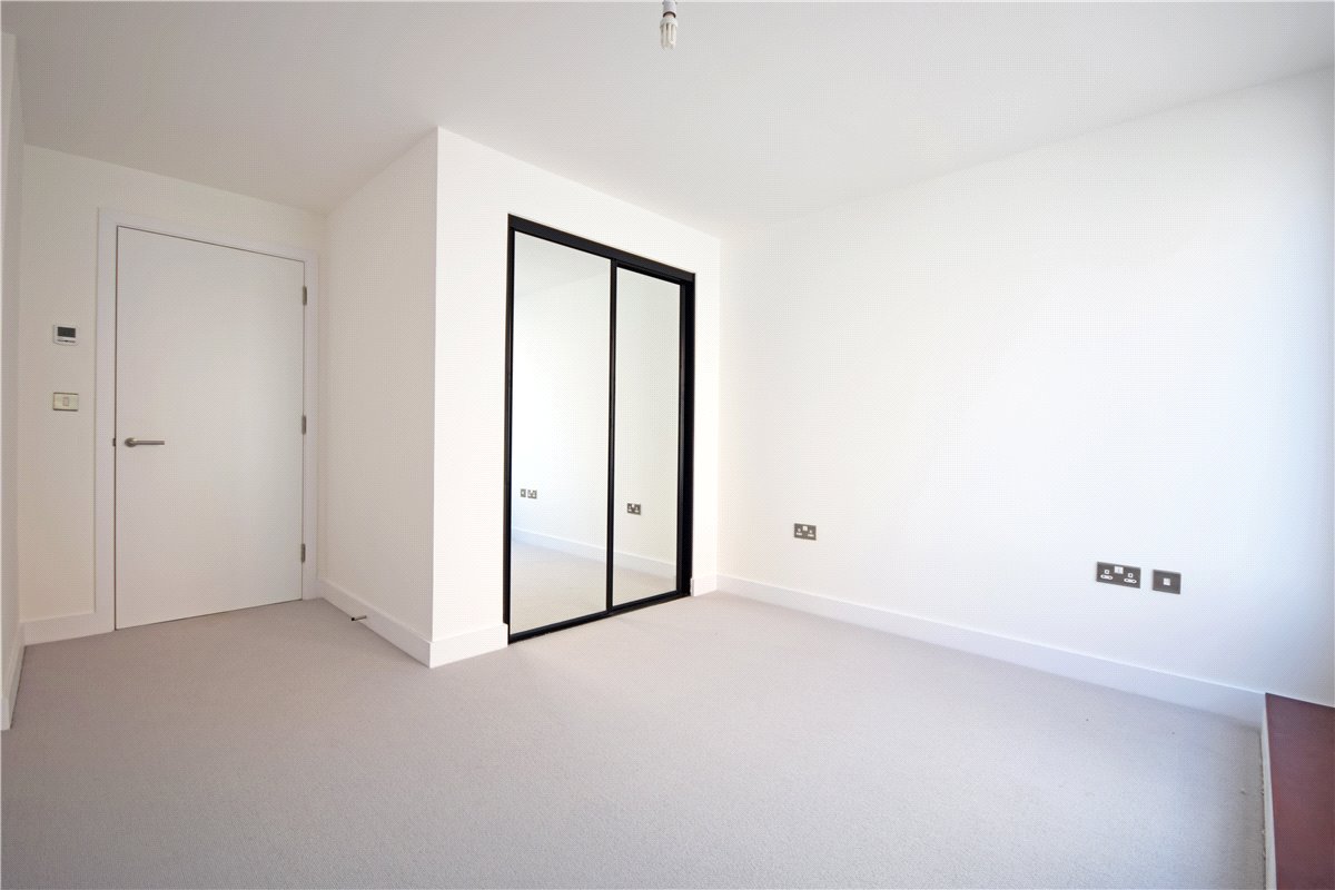 1 bedroom flat, Harrison Drive, Cambridge CB2 - Sold STC