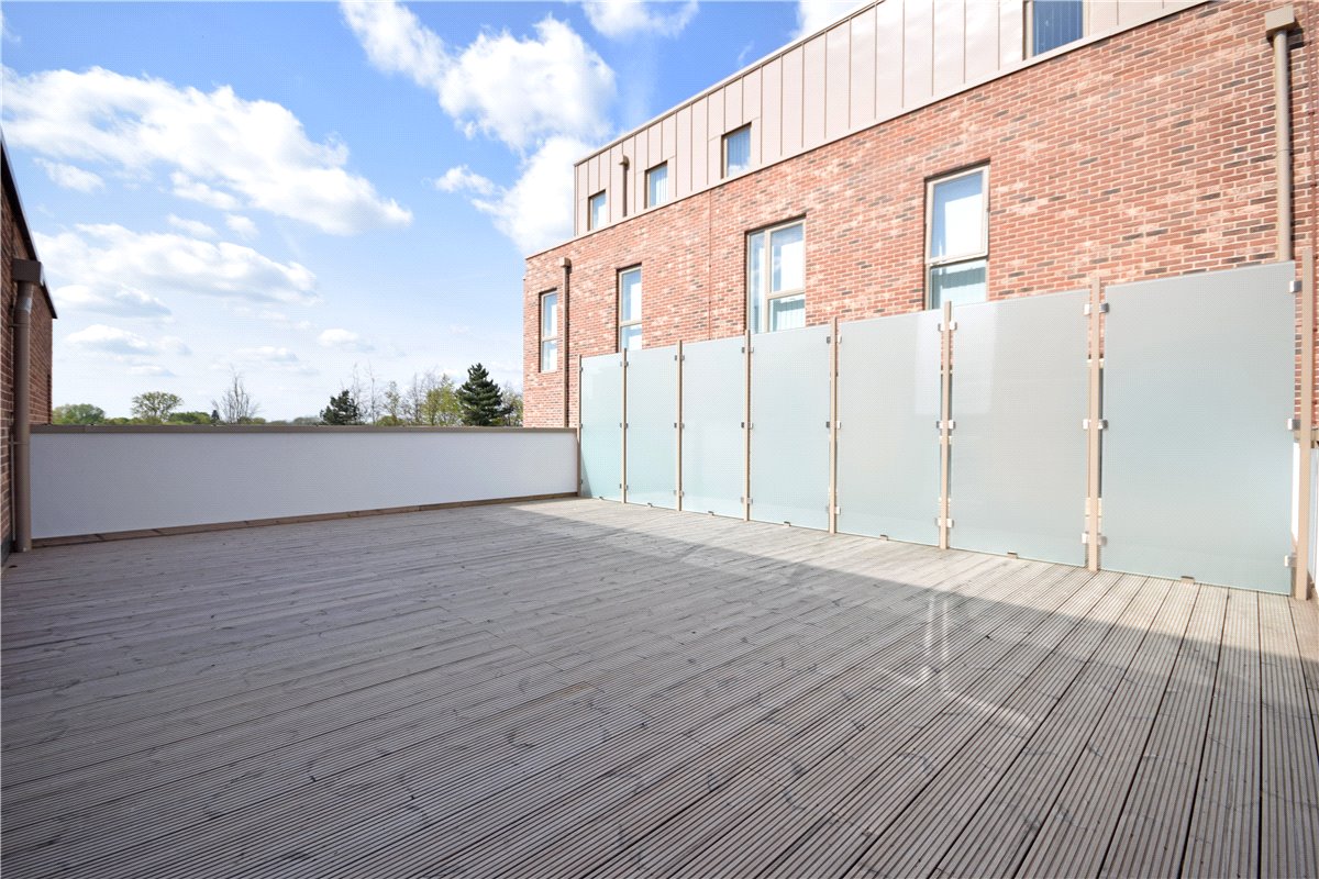 1 bedroom flat, Harrison Drive, Cambridge CB2 - Sold STC