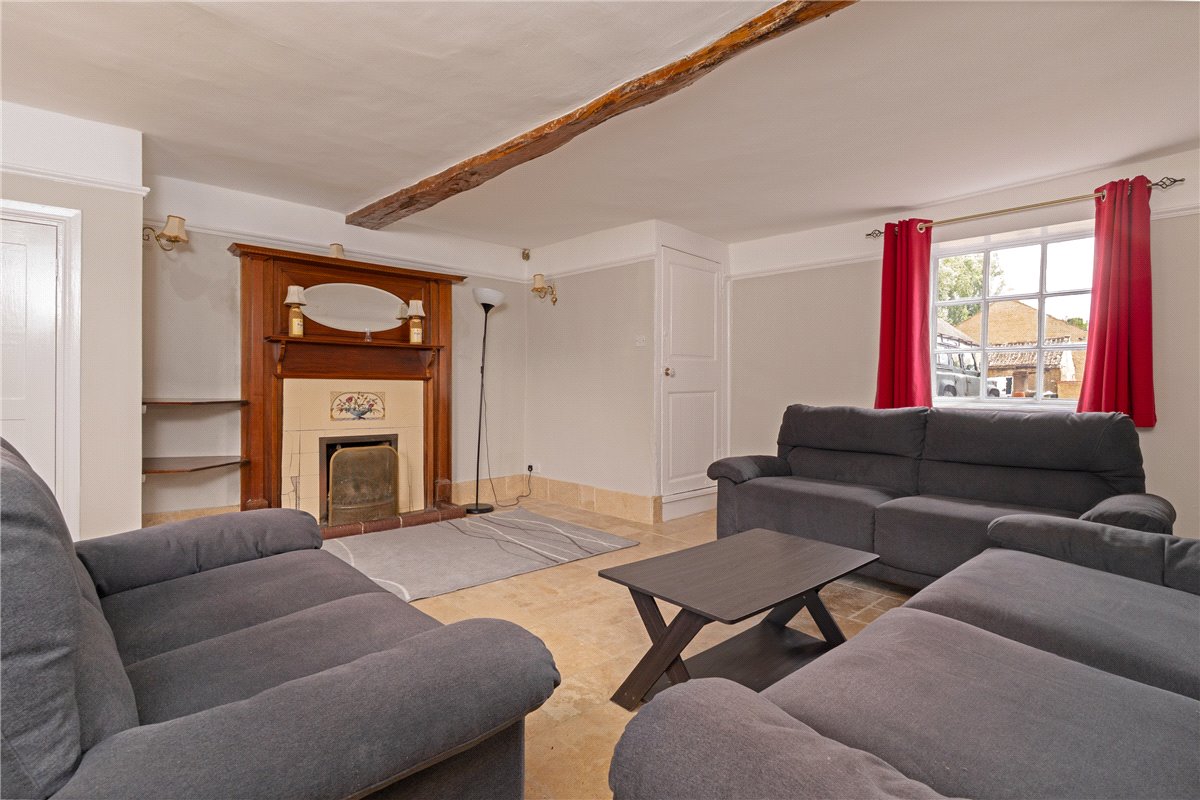 4 bedroom house, Hilton Road, Fenstanton PE28 - Available