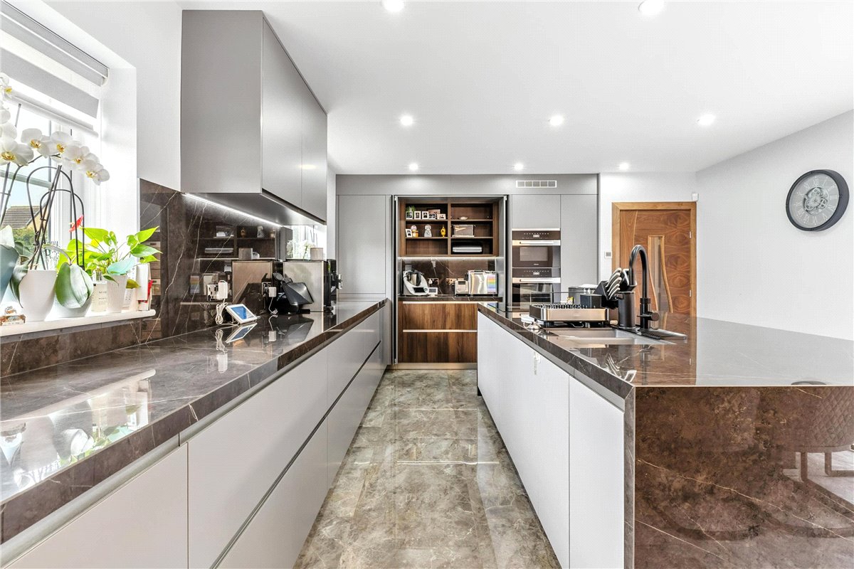 7 bedroom house, Kides Crescent, Longstanton CB24 - Available