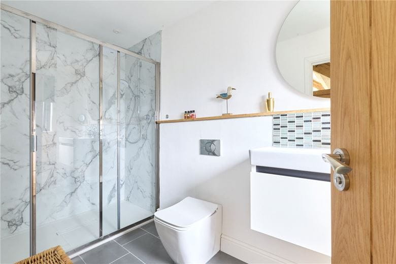 4 bedroom house, Ermine Street, Caxton CB23 - Available