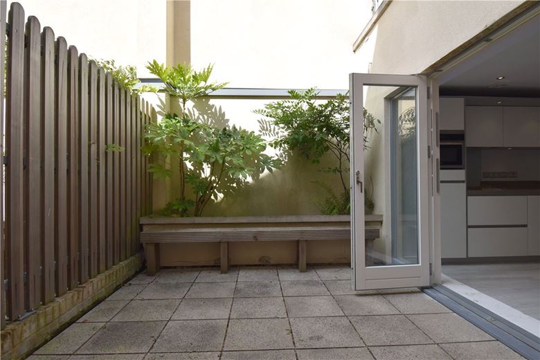 1 bedroom flat, Warkworth Street, Cambridge CB1 - Available