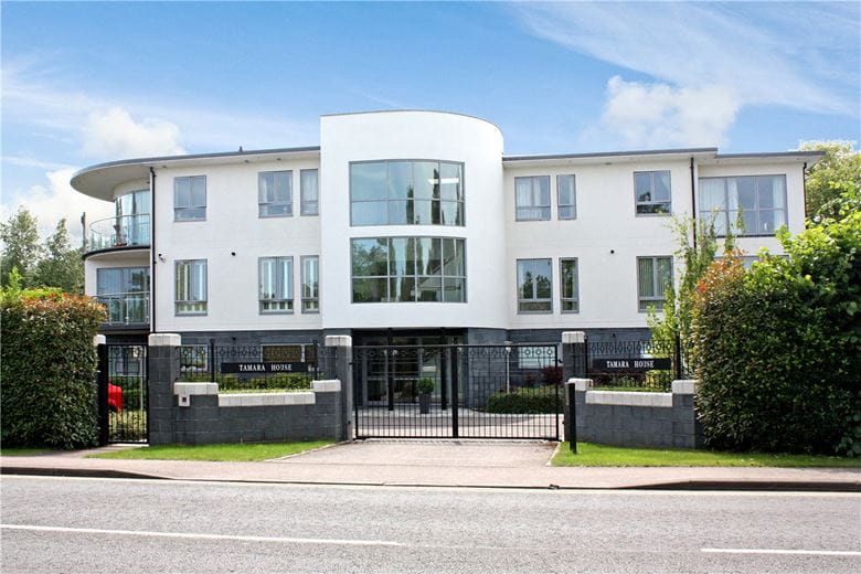 3 bedroom flat, Queen Ediths Way, Cambridge CB1 - Available