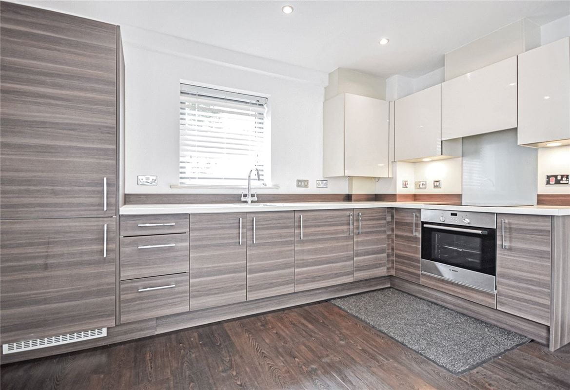 2 bedroom flat, Glenalmond Avenue, Cambridge CB2 - Available