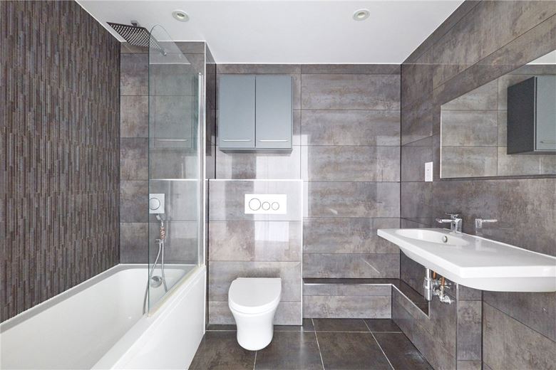 1 bedroom flat, Hills Road, Cambridge CB2 - Available