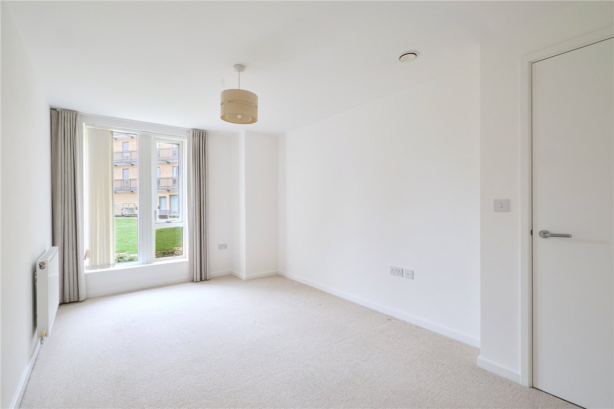 1 bedroom flat, Hills Road, Cambridge CB2 - Available