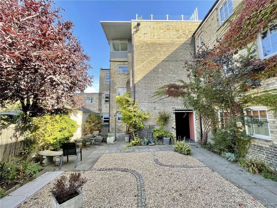 2 bedroom flat, Paradise Street, Cambridge CB1 - Available