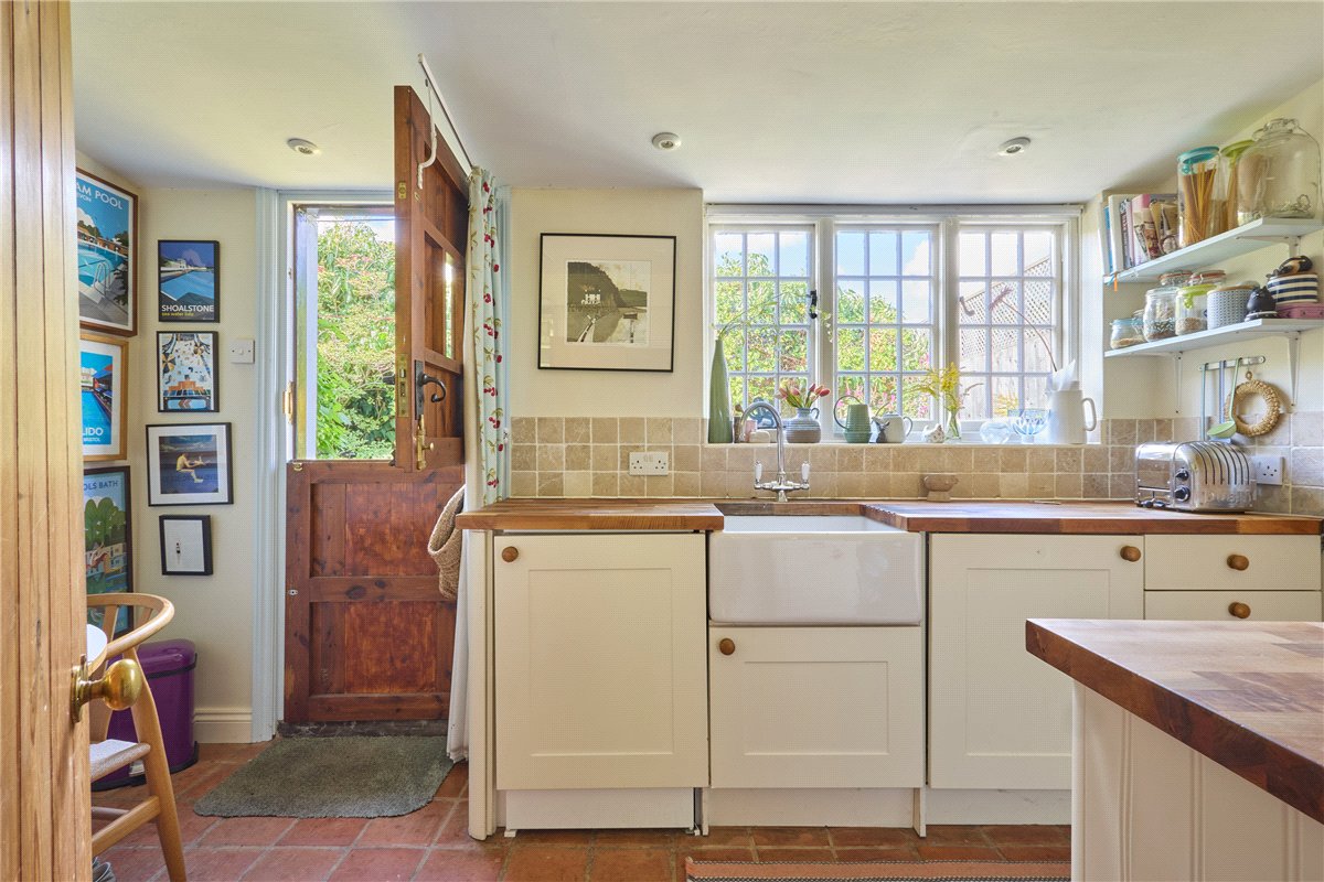 2 bedroom house, Station Road, Histon CB24 - Sold STC