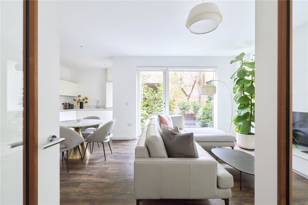 3 bedroom house, Windmill Drive, Trumpington CB2 - Sold STC