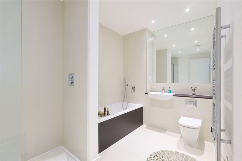 3 bedroom house, Windmill Drive, Trumpington CB2 - Sold STC