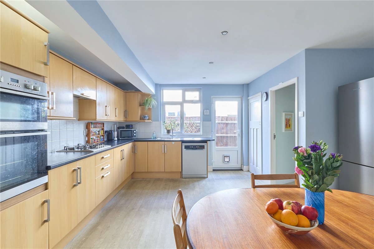 3 bedroom house, Mowbray Road, Cambridge CB1 - Available