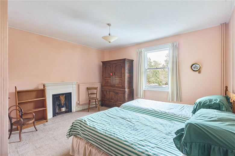 6 bedroom house, Station Road, Longstanton CB24 - Available