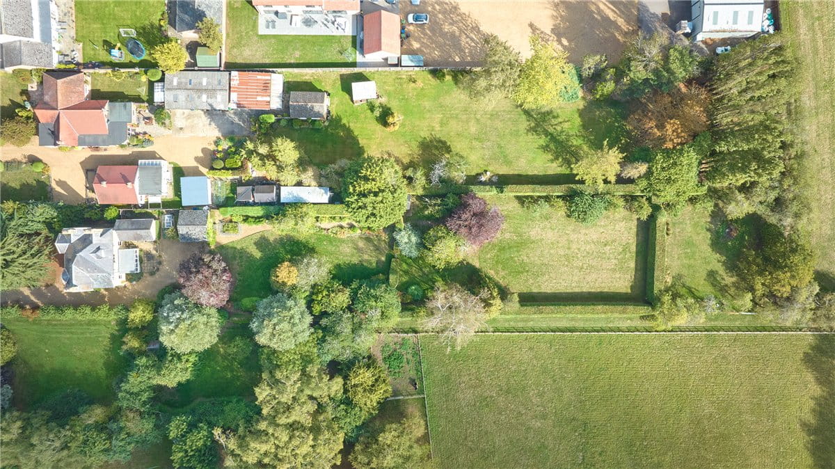 6 bedroom house, Station Road, Longstanton CB24 - Available