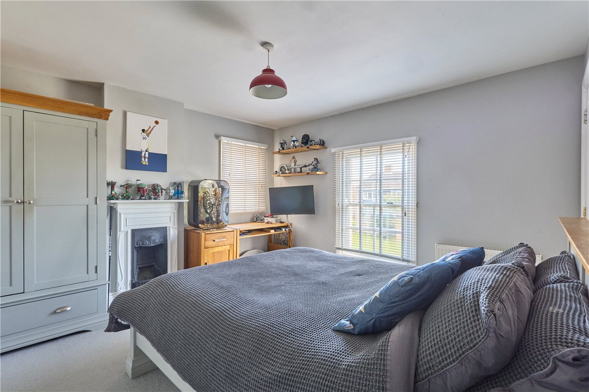 5 bedroom house, Water Lane, Oakington CB24 - Available