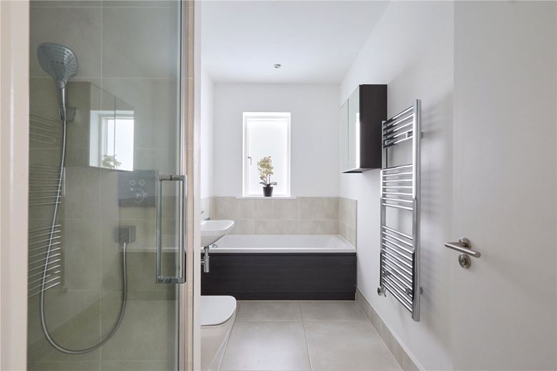 4 bedroom house, Knightly Avenue, Cambridge CB2 - Available