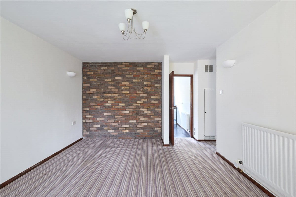 6 bedroom bungalow, Church Street, Thriplow SG8 - Available