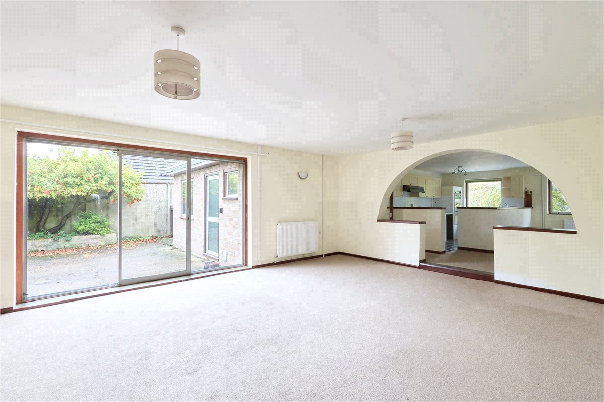 6 bedroom bungalow, Church Street, Thriplow SG8 - Available