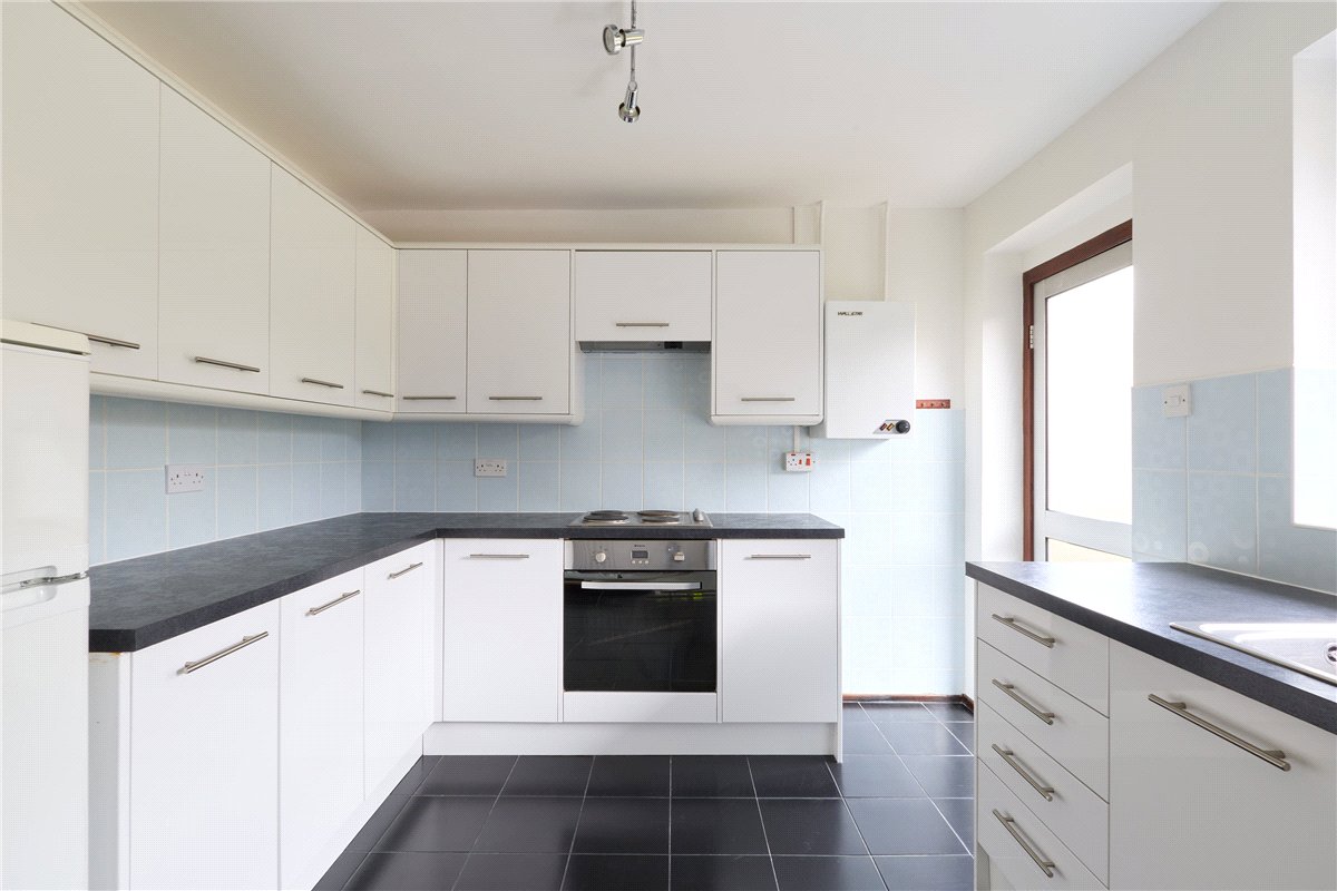 6 bedroom bungalow, Church Street, Thriplow SG8 - Available