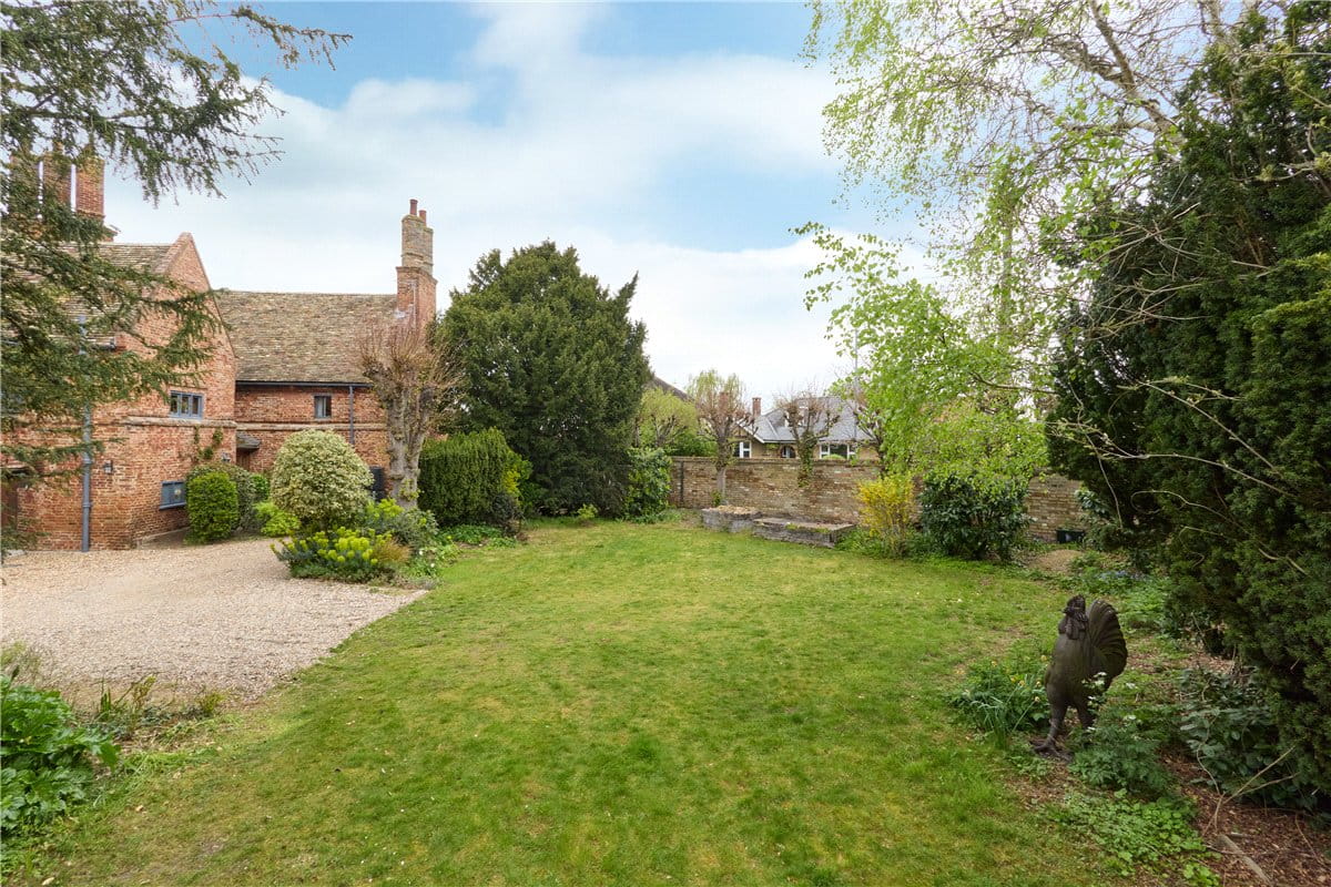 5 bedroom house, Station Road, Histon CB24 - Available