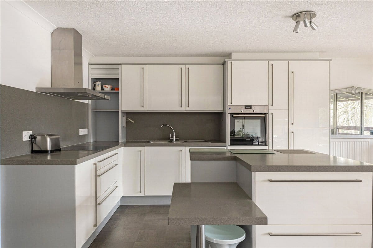 3 bedroom flat, Cavendish Avenue, Cambridge CB1 - Available