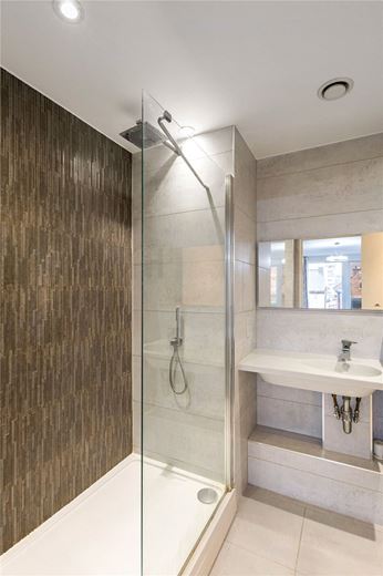 2 bedroom flat, Hills Road, Cambridge CB2 - Available