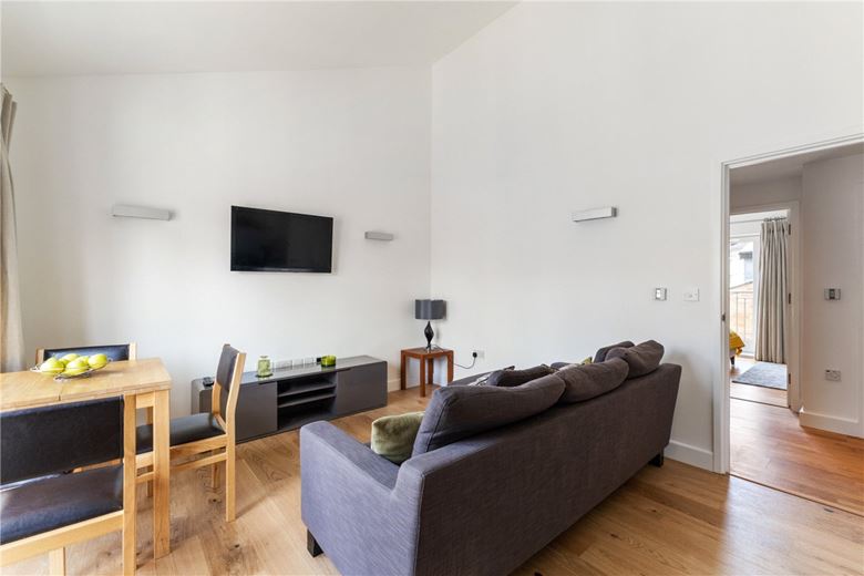 1 bedroom flat, Union Road, Cambridge CB2 - Sold