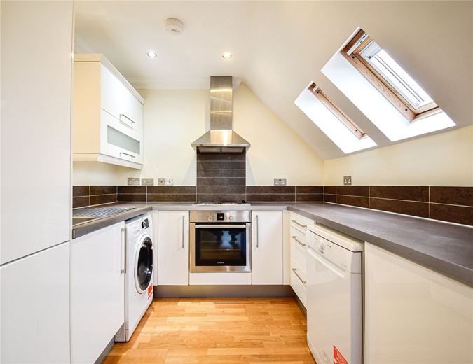 2 bedroom flat, The Redwing, Newmarket Road CB5 - Available