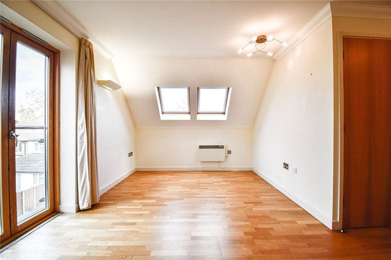 2 bedroom flat, The Redwing, Newmarket Road CB5 - Available