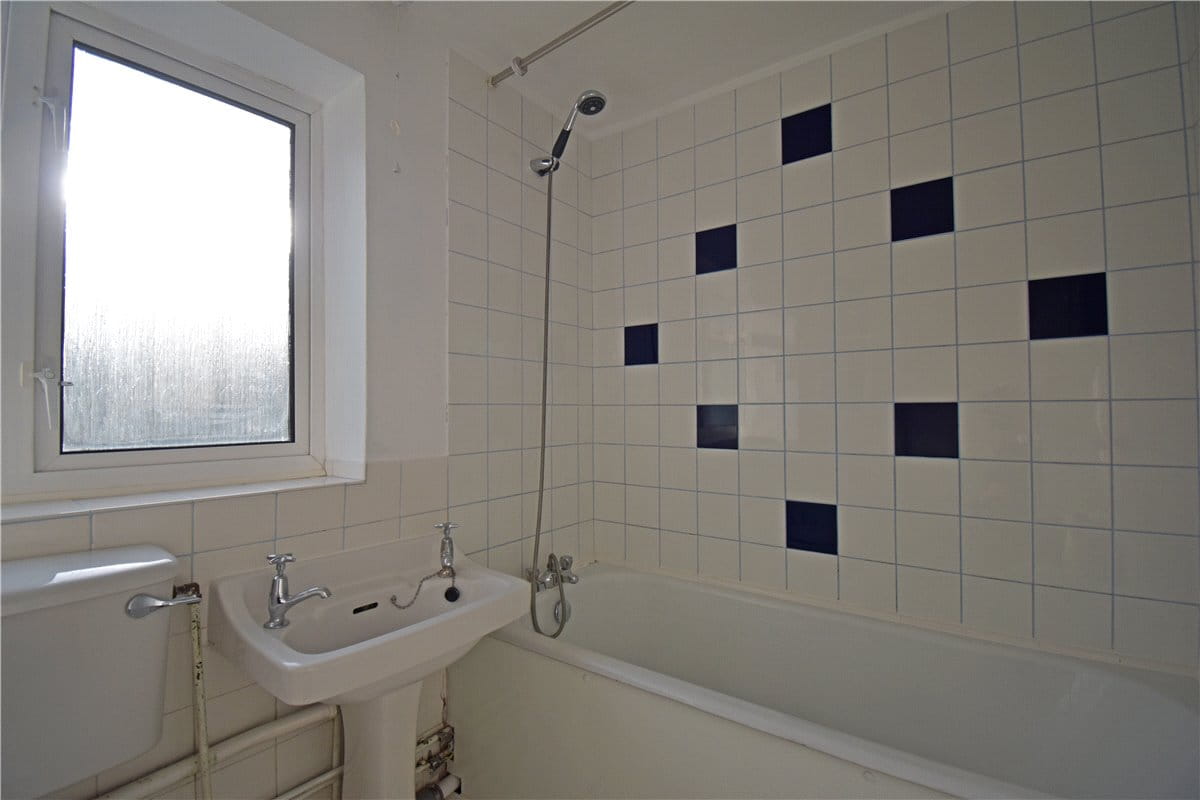 2 bedroom flat, Chatsworth Avenue, Cambridge CB4 - Let Agreed