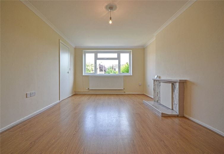 2 bedroom flat, Chatsworth Avenue, Cambridge CB4 - Let Agreed