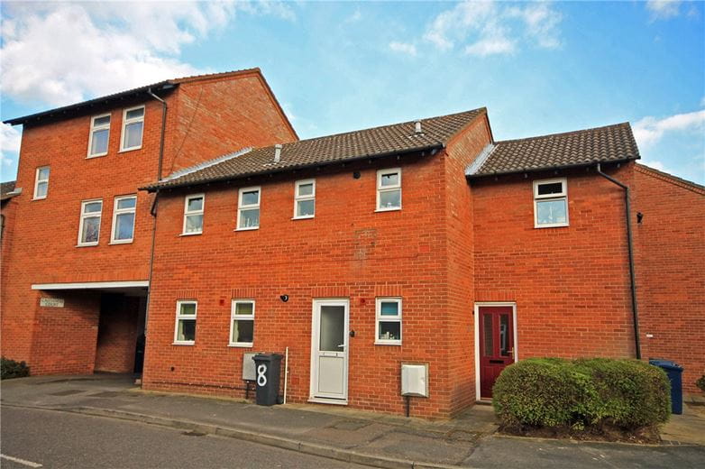 1 bedroom flat, Caithness Court, Cambridge CB4 - Available