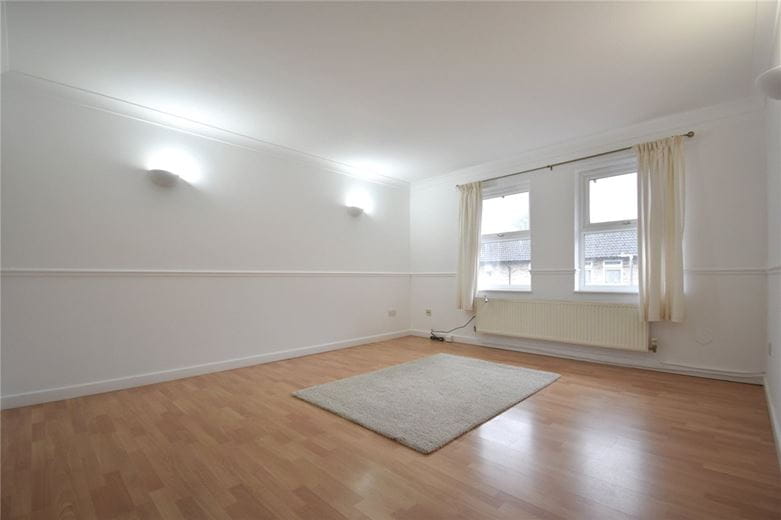 1 bedroom flat, Caithness Court, Cambridge CB4 - Available