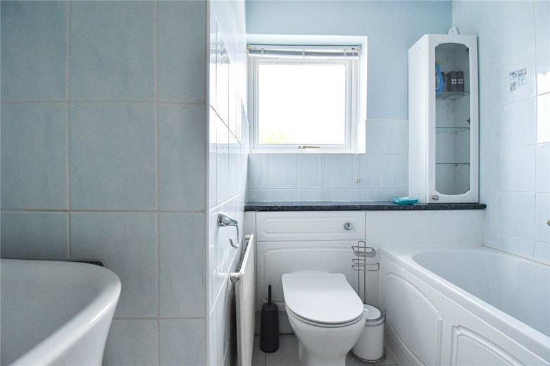 4 bedroom house, Rowan Avenue, Sawston CB22 - Let Agreed