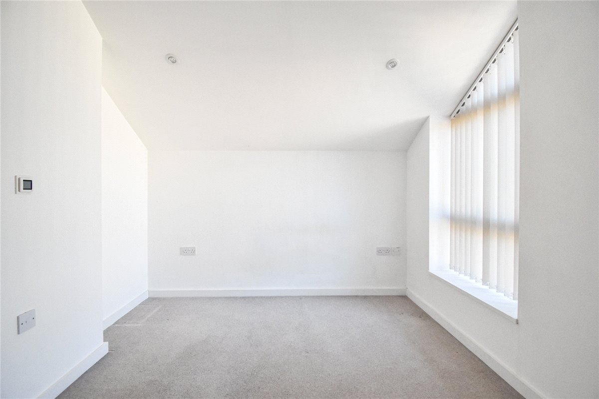 1 bedroom flat, Benson Place, Cambridge CB4 - Let Agreed