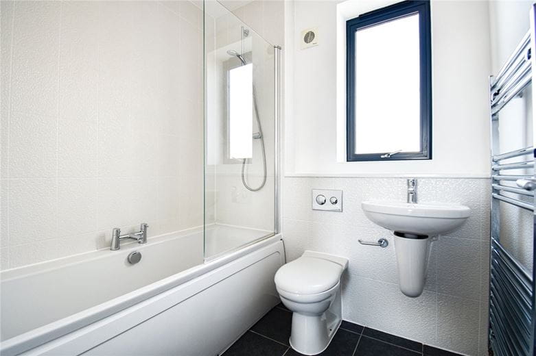 3 bedroom house, Whittle Avenue, Trumpington CB2