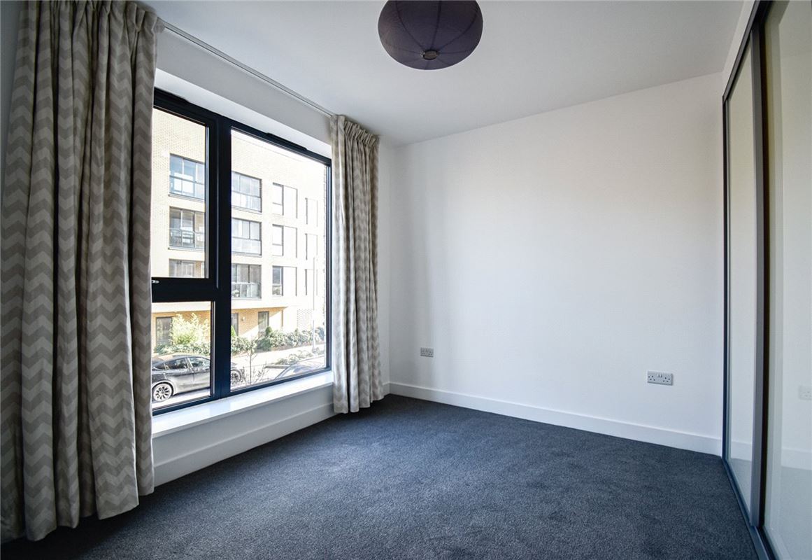 3 bedroom house, Whittle Avenue, Trumpington CB2