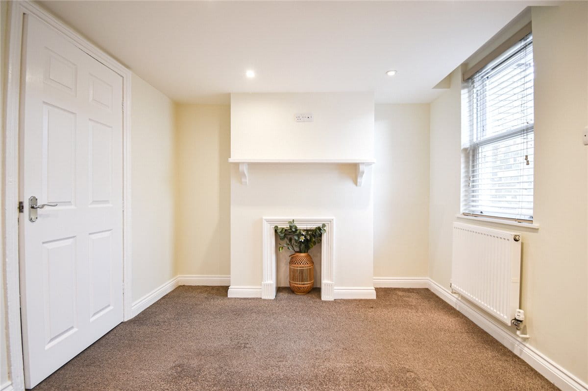 1 bedroom flat, High Street, Cherry Hinton CB1