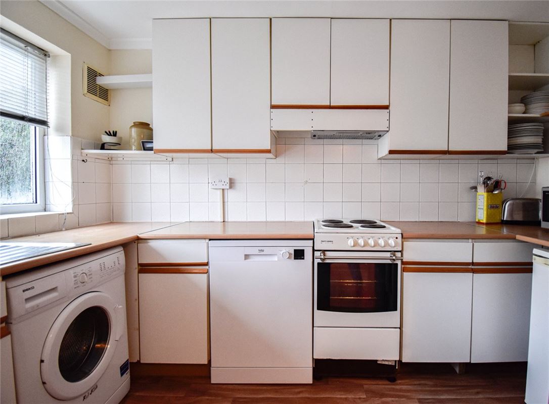 2 bedroom house, Gainsborough Close, Cambridge CB4 - Let Agreed