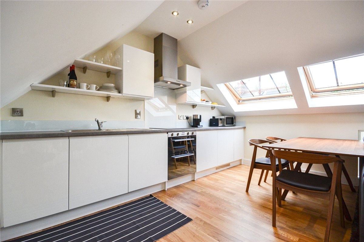 1 bedroom flat, Abbey Road, Cambridge CB5 - Let Agreed
