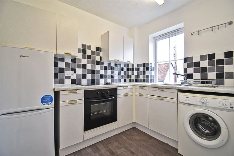 1 bedroom flat, Sames Court, Cottenham CB24 - Let Agreed