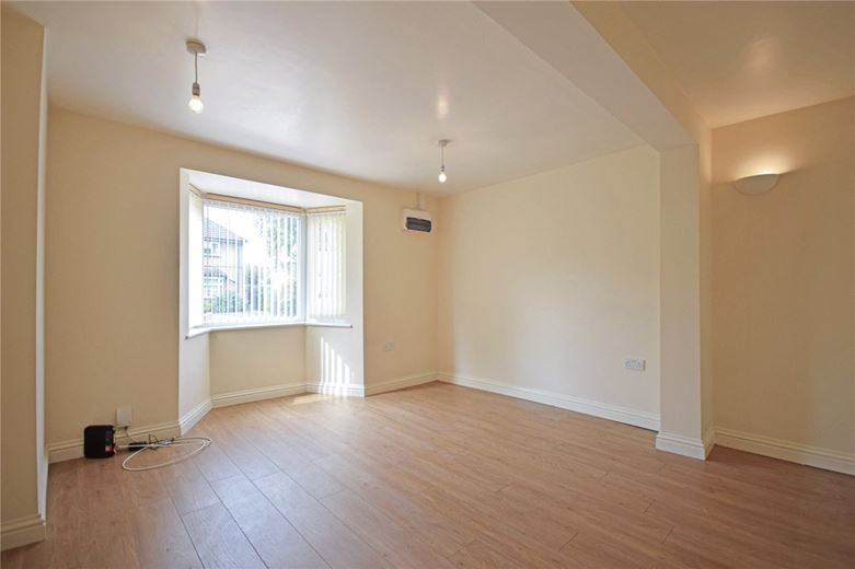2 bedroom flat, Elmfield Road, Cambridge CB4