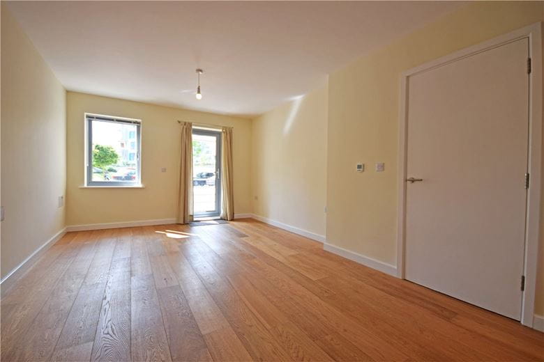 2 bedroom flat, Glenalmond Avenue, Orchid Building CB2 - Let Agreed