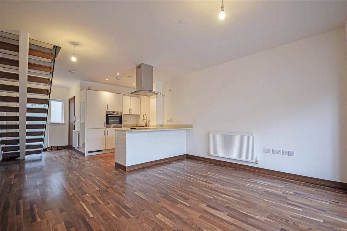 2 bedroom flat, Flamsteed Close, Cambridge CB1 - Let Agreed