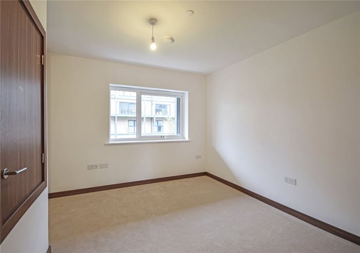2 bedroom flat, Flamsteed Close, Cambridge CB1 - Let Agreed